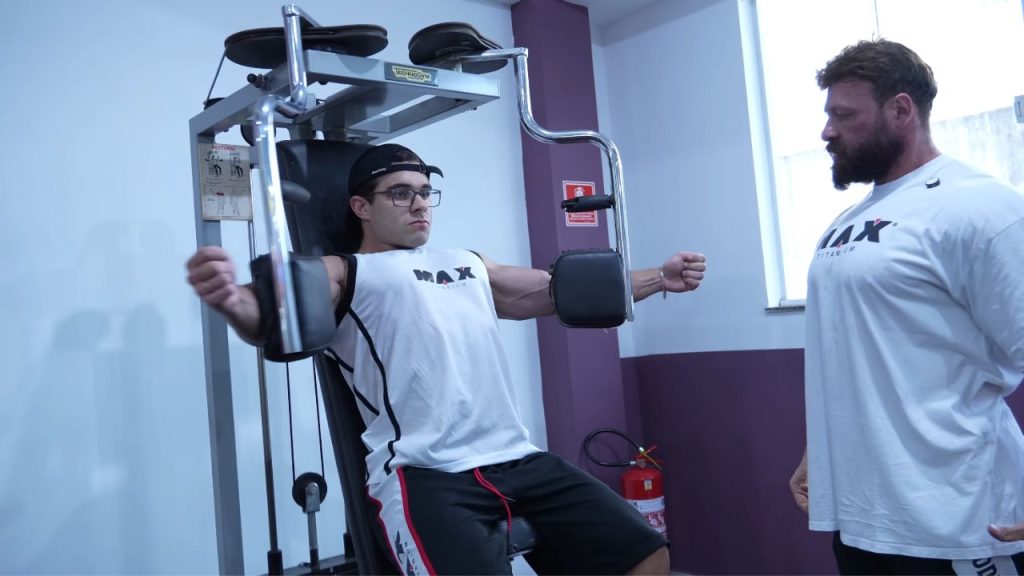 treino peito fly